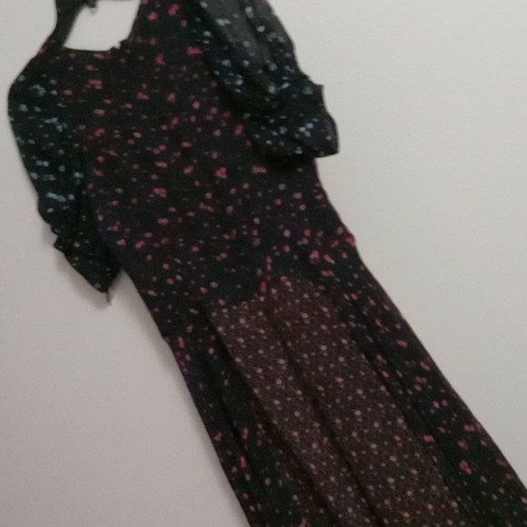 Masscob Dress - Picture 9 of 14